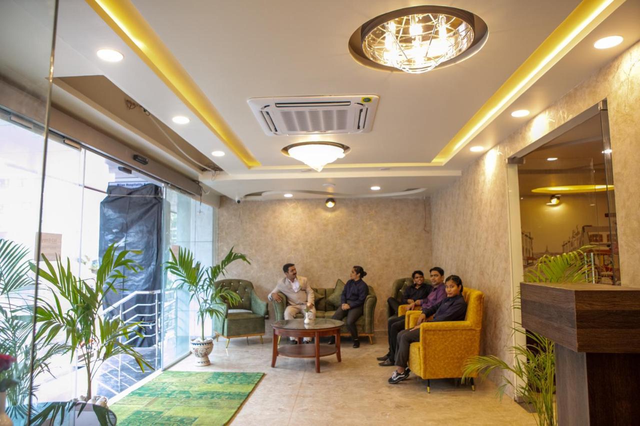 Hotel Eden Karwar Exteriér fotografie