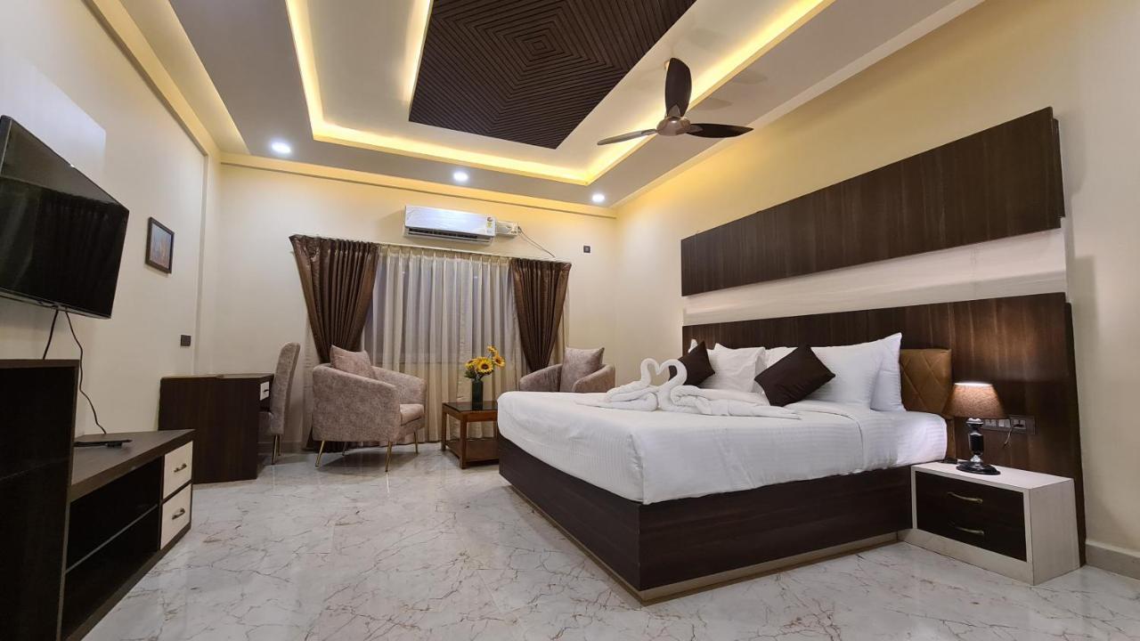 Hotel Eden Karwar Exteriér fotografie