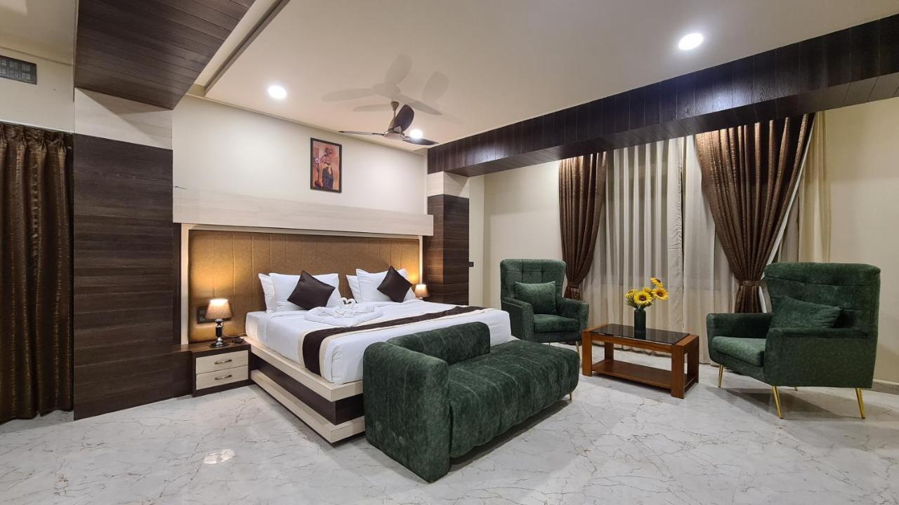 Hotel Eden Karwar Exteriér fotografie